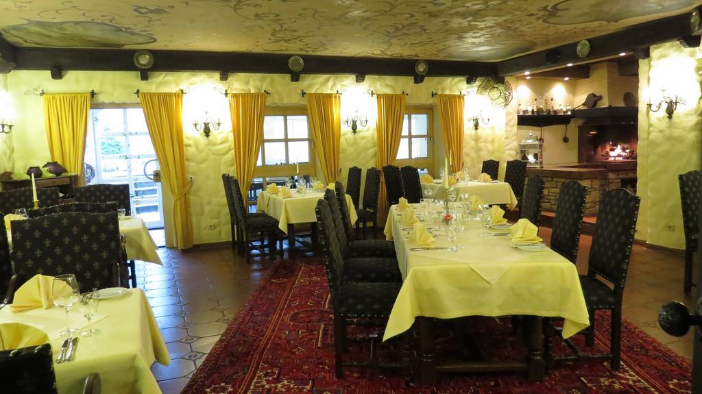 Park Hotel Am Schloss Ettringen  Zewnętrze zdjęcie