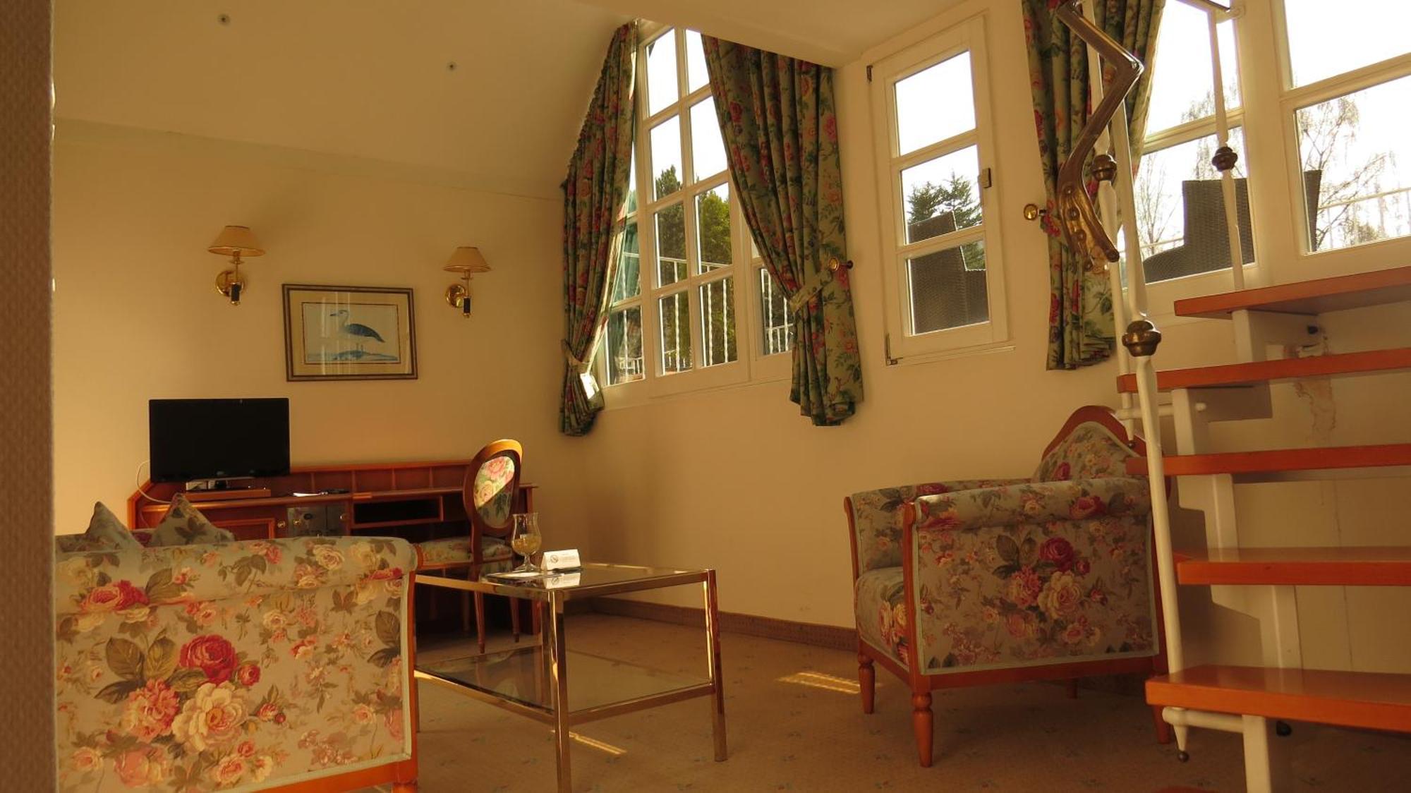 Park Hotel Am Schloss Ettringen  Zewnętrze zdjęcie