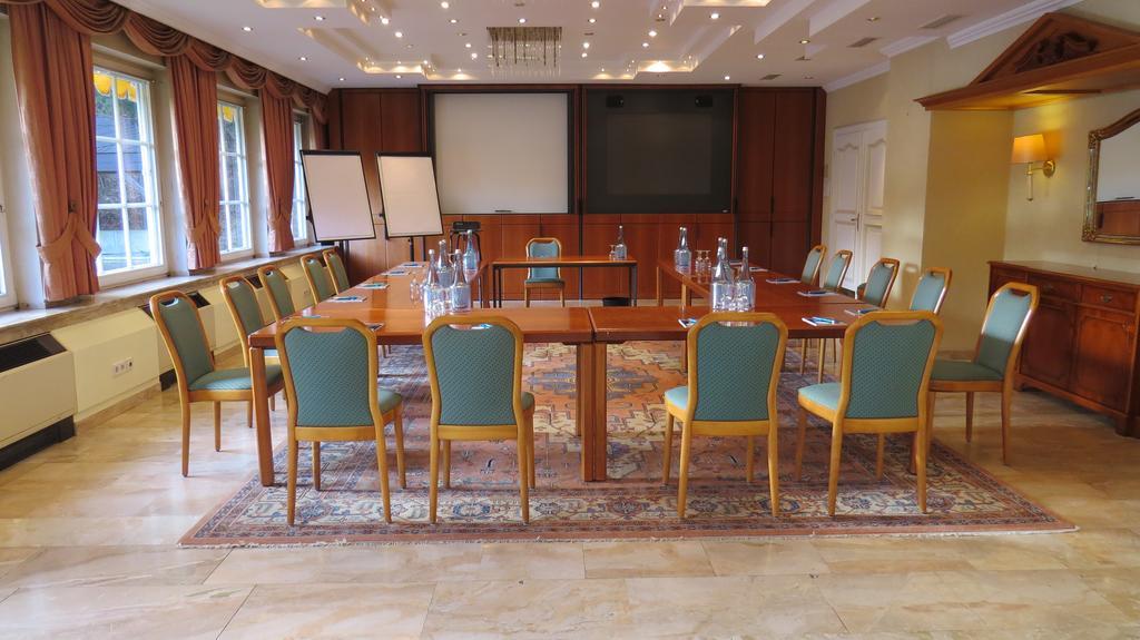 Park Hotel Am Schloss Ettringen  Zewnętrze zdjęcie