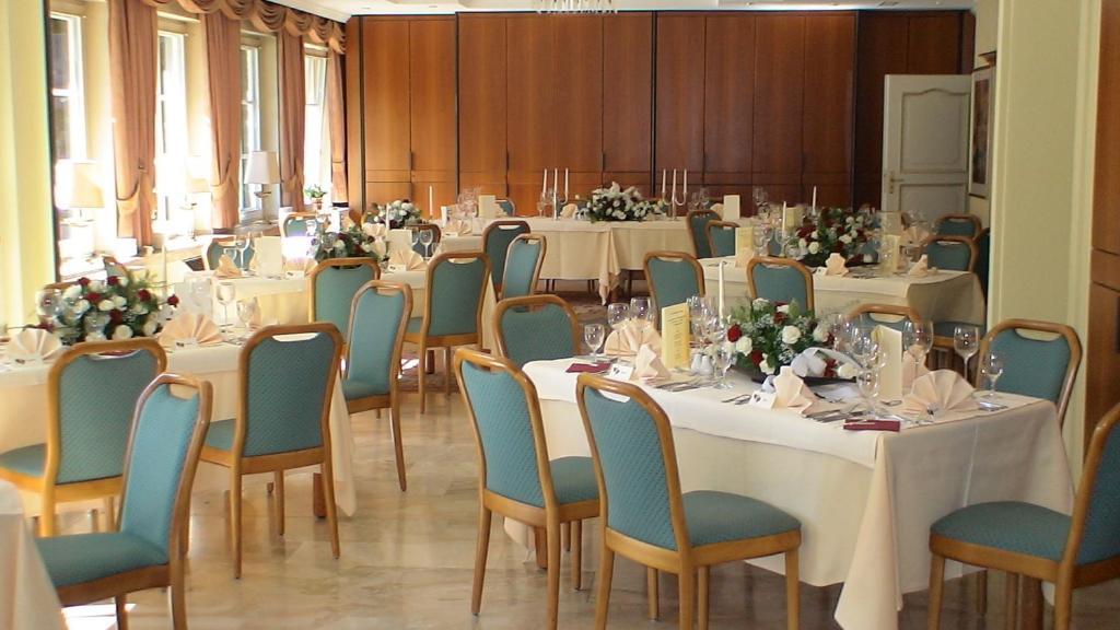 Park Hotel Am Schloss Ettringen  Zewnętrze zdjęcie